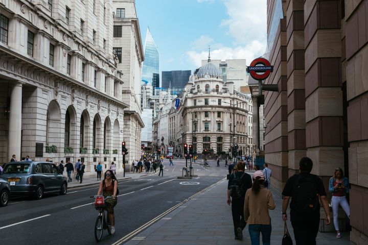 英国外交部向议会汇报海外领地实益所有权登记制度落实进展 英国外交部向议会汇报海外领地实益所有权登记制度落实进展