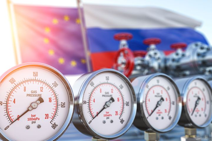 Compliance with EU and US sanctions in in the shipment of product samples
