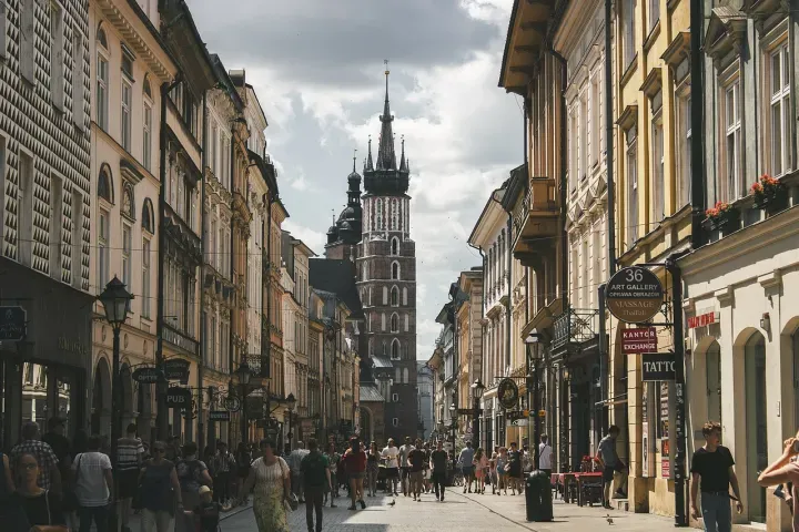 波兰当局逮捕一群白俄罗斯人和乌克兰人，因伪造文件以在欧盟合法居留
