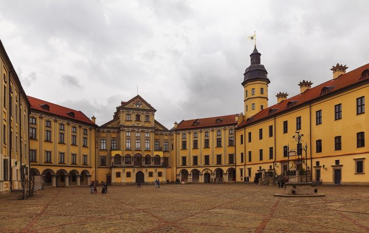 波兰当局再次要求对白俄罗斯部分文件办理海牙认证