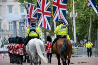 英国无犯罪记录证明：获取、海牙认证与合法化